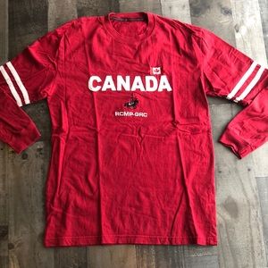 Classic Canada long sleeve embroidered T-shirt